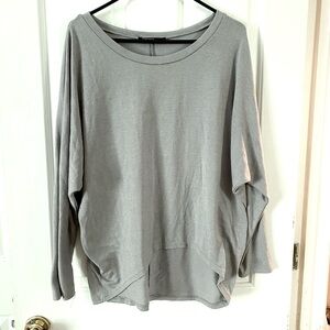 Women's Gray High Low Top size Medium